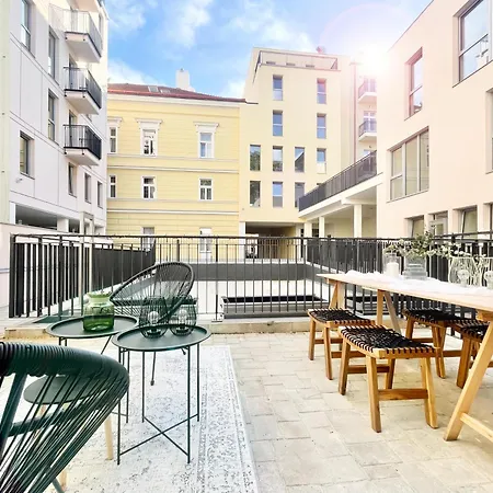 Vinohradyapt Terrace-Freeparking Prague Exterior photo